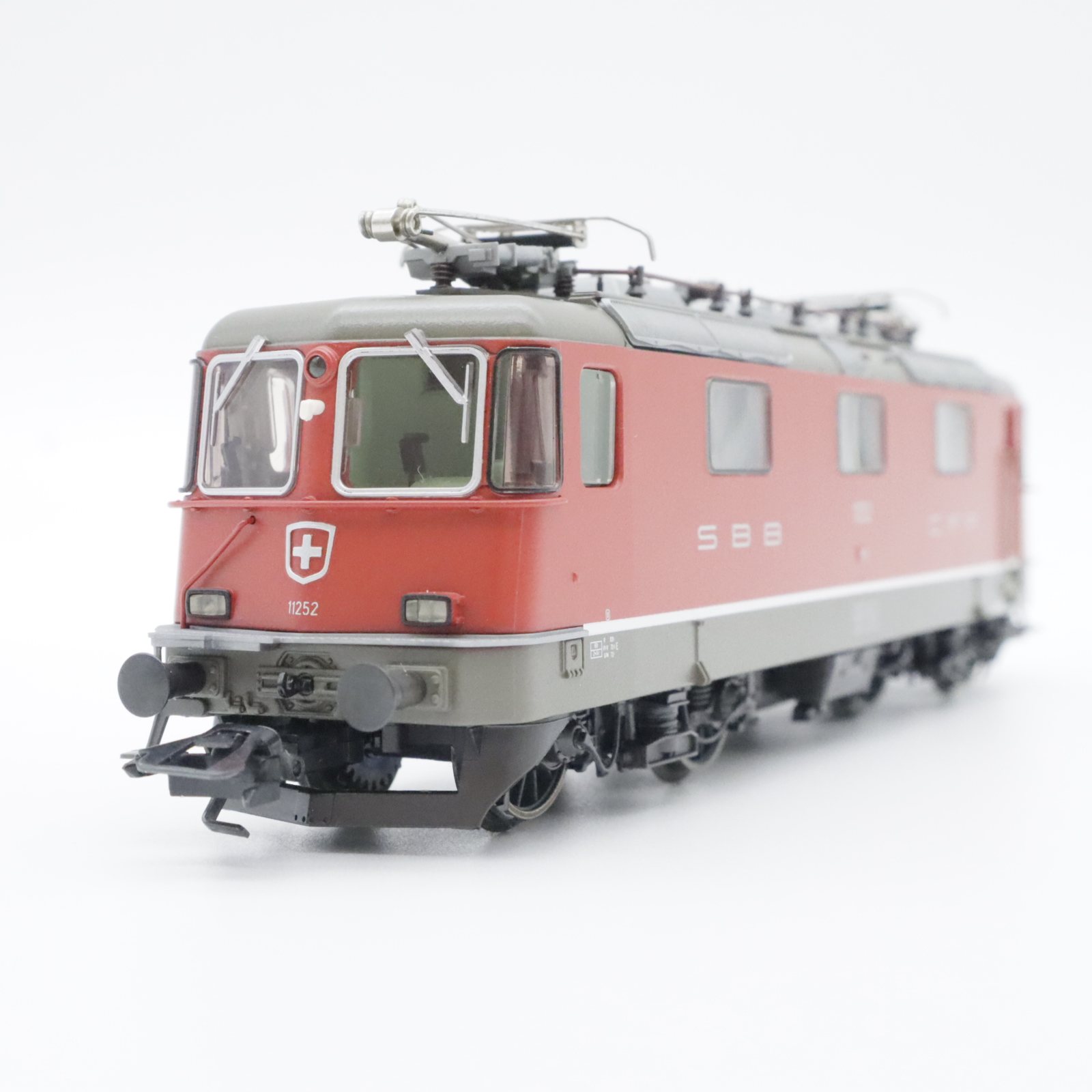 Trix 22585 (3) Trix 22585 SBB Re 4/4 II 11252 – Bild 3