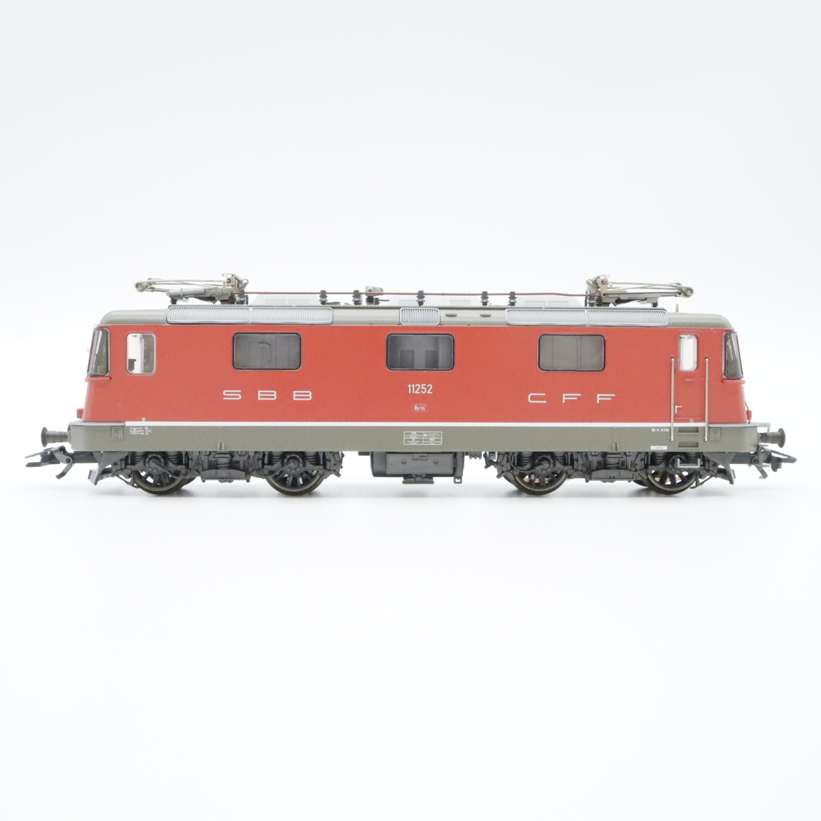 Trix 22585 (4) Trix 22585 SBB Re 4/4 II 11252 – Bild 4