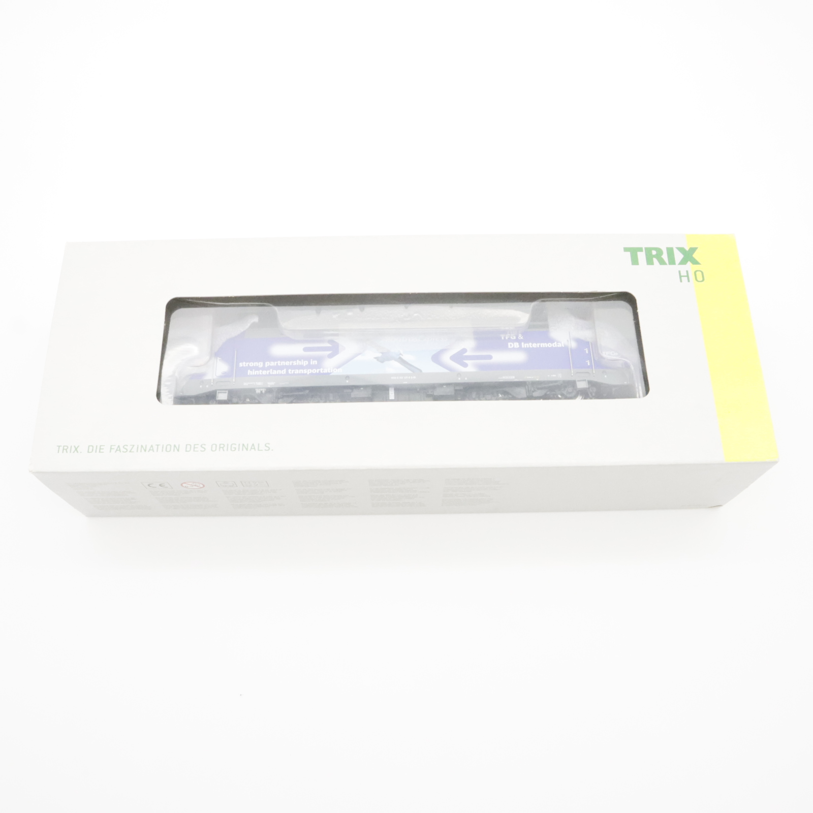 Trix 22679 (8) Trix 22679 DB AG E-Lok BR 152 – Bild 8