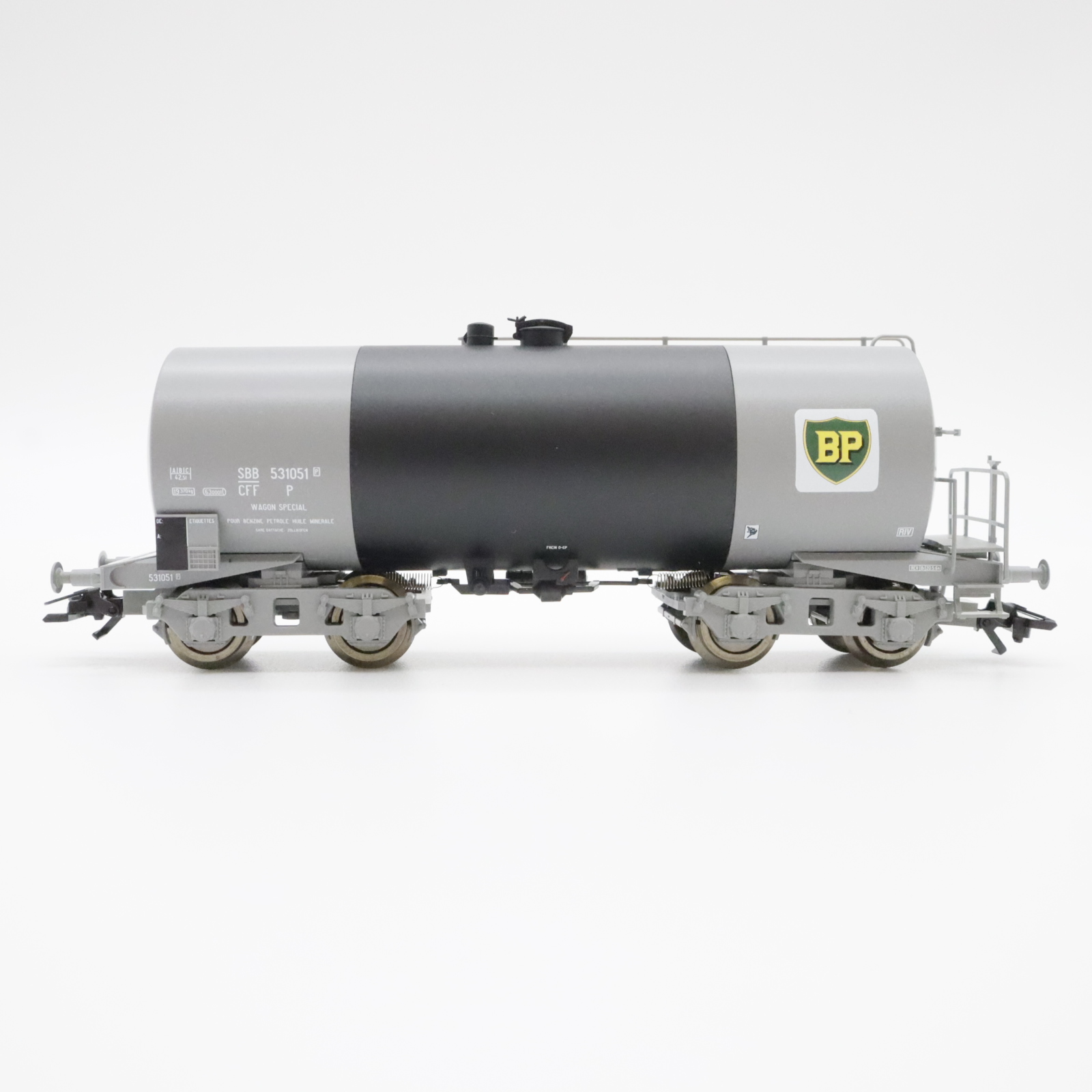 Roco 76824 (4) Roco 76824 SBB Kesselwagen "BP" – Bild 4