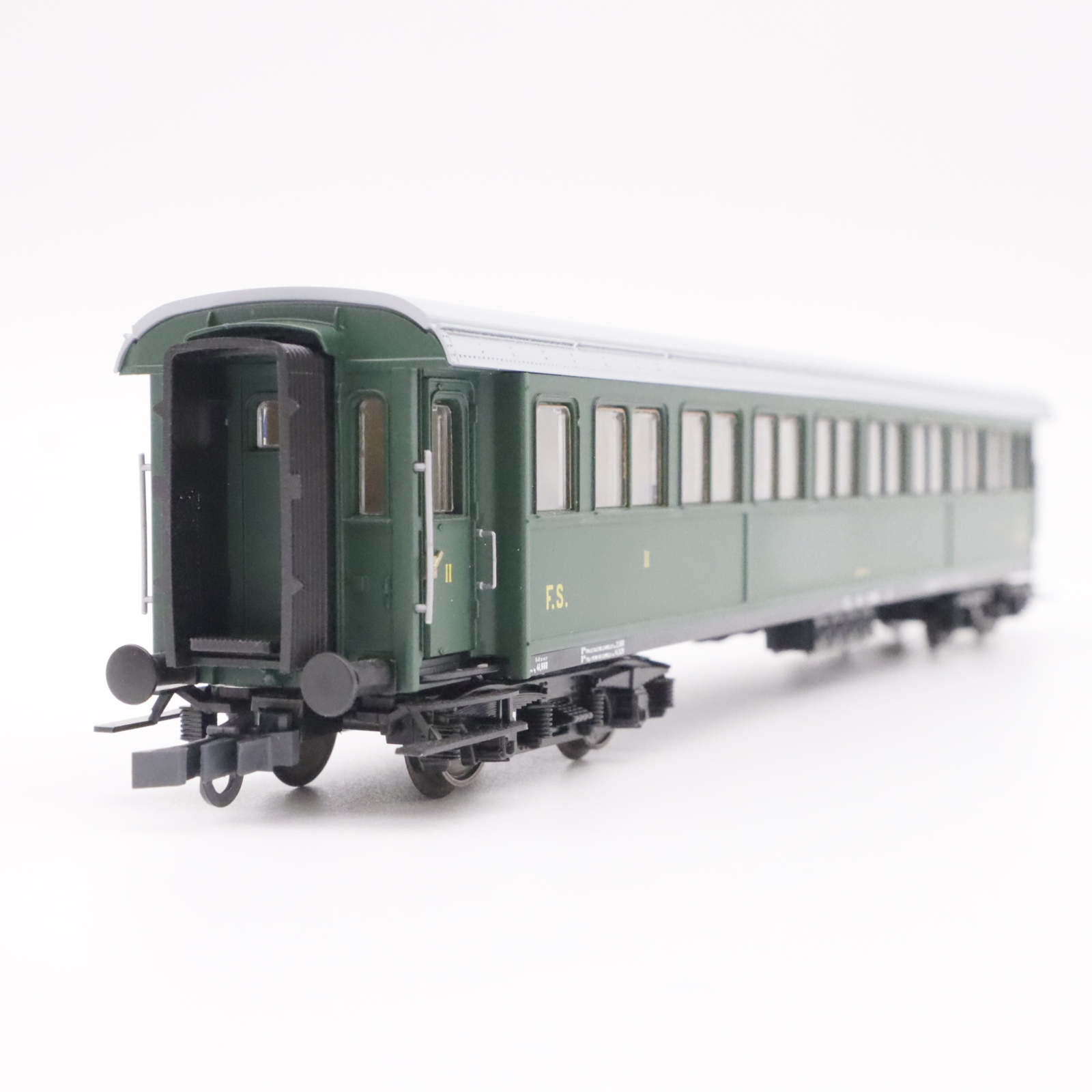 Roco 44700 (3) Roco 44700 FS Reisezugwagen 2.Kl. – Bild 3