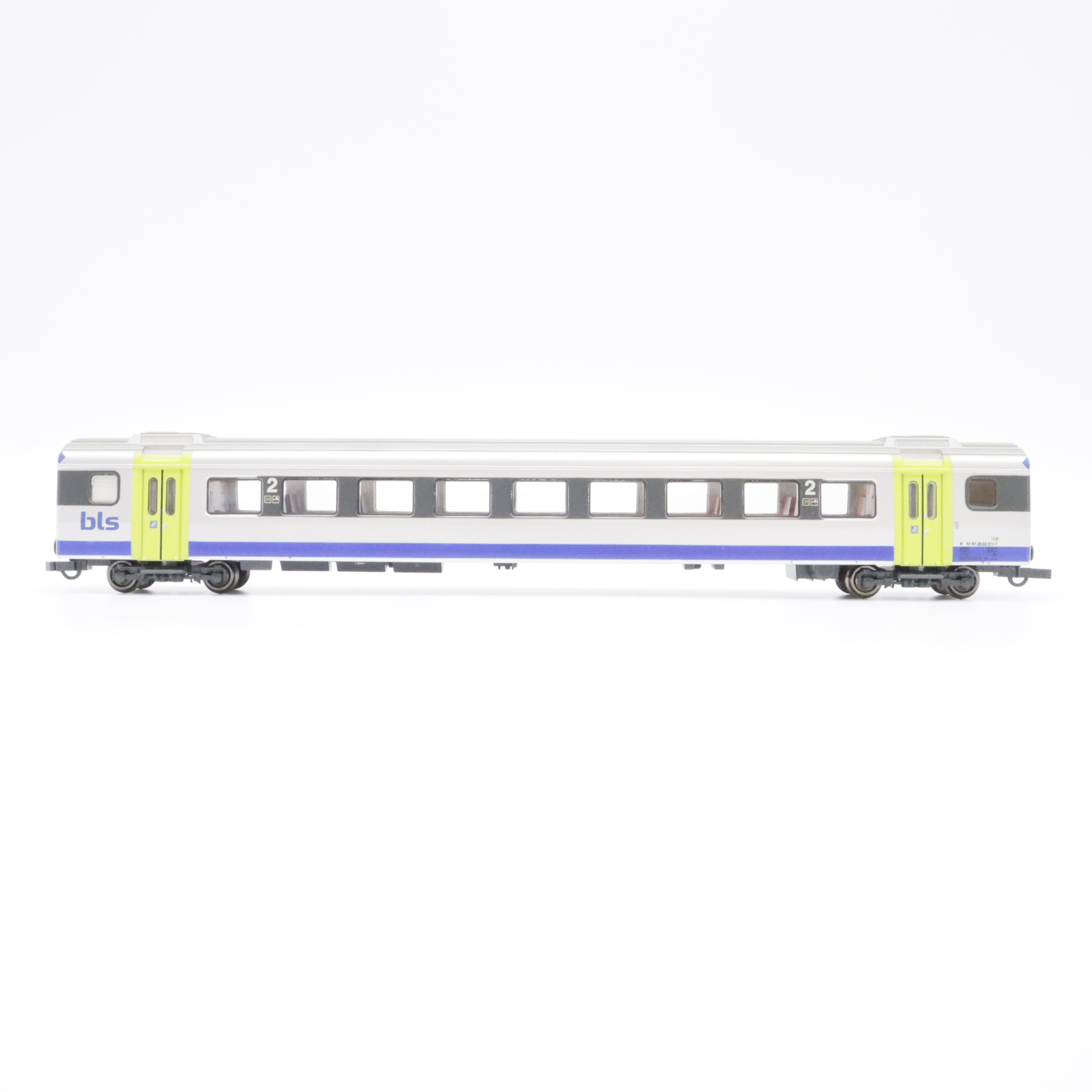 Liliput L388794 (4) Liliput L388794 BLS Personenwagen EW III B 2.Kl. – Bild 4