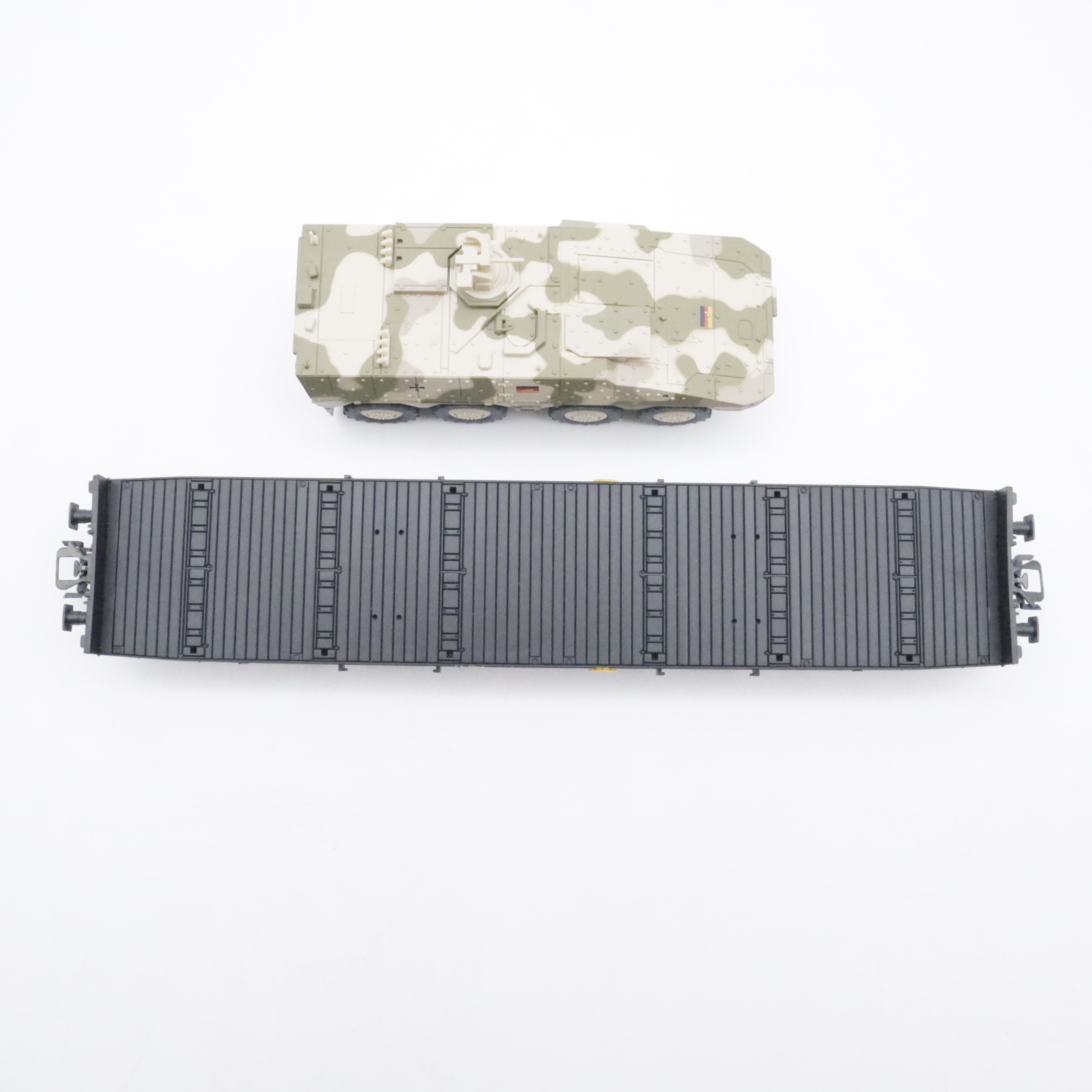 Märklin 48735 (5) Märklin 48735 Panzertransport "Boxer" – Bild 5