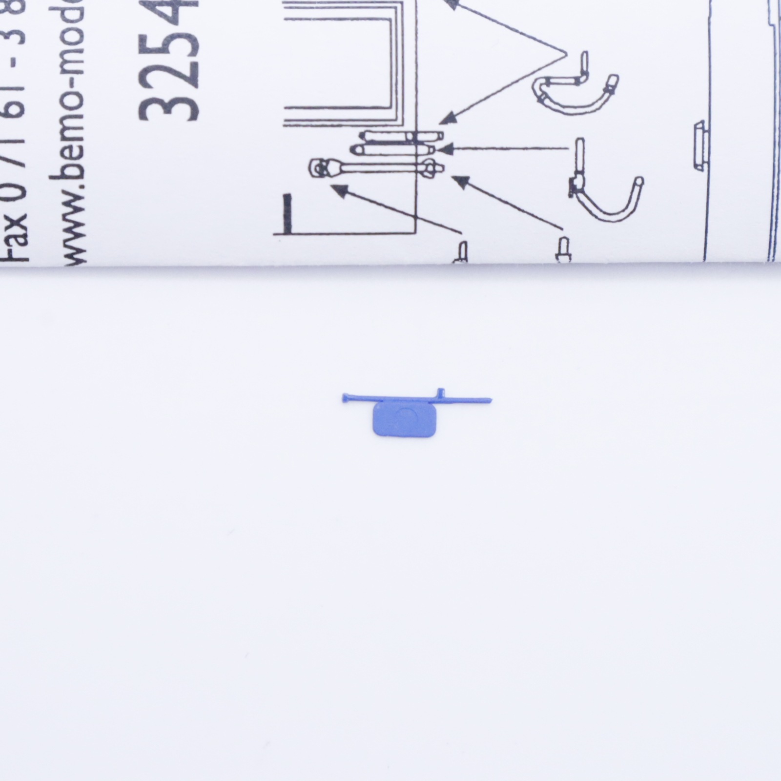 Bemo 3254 143 (8) Bemo 3254 143 RhB Bt 1703 Steuerwagen "Arosa Express" – Bild 8