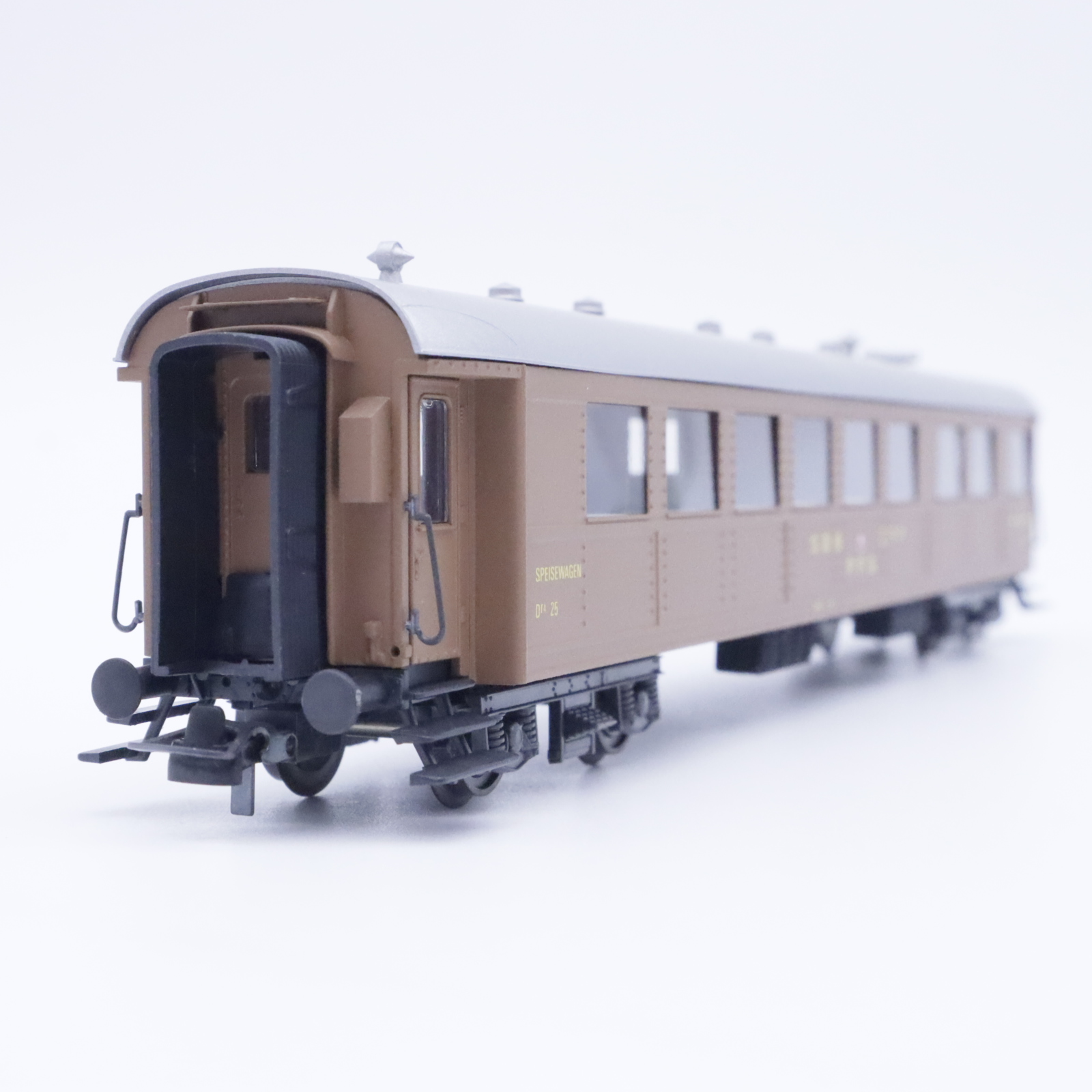 Born 1024-F (1) Spur H0 DC