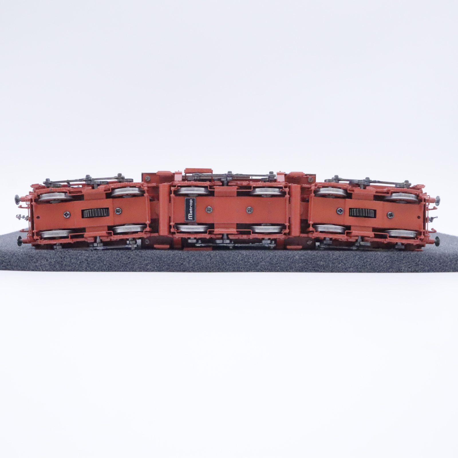 Metropolitan 215 (6) Metropolitan 215 K.P.E.V. E 91 – Bild 6