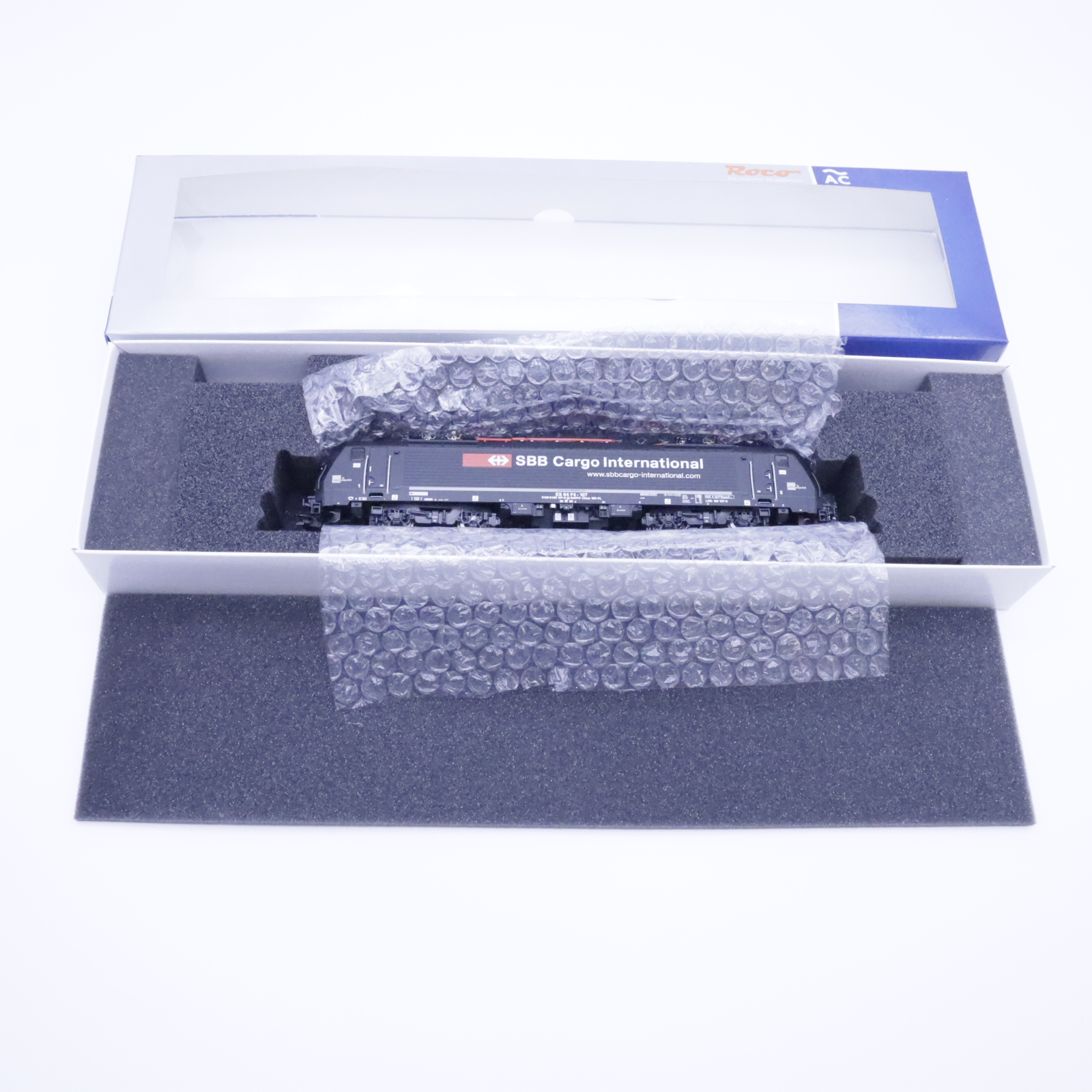 Roco 79636 (7) Roco 79636 SBB ES 64 F4-107 "Cargo" – Bild 7