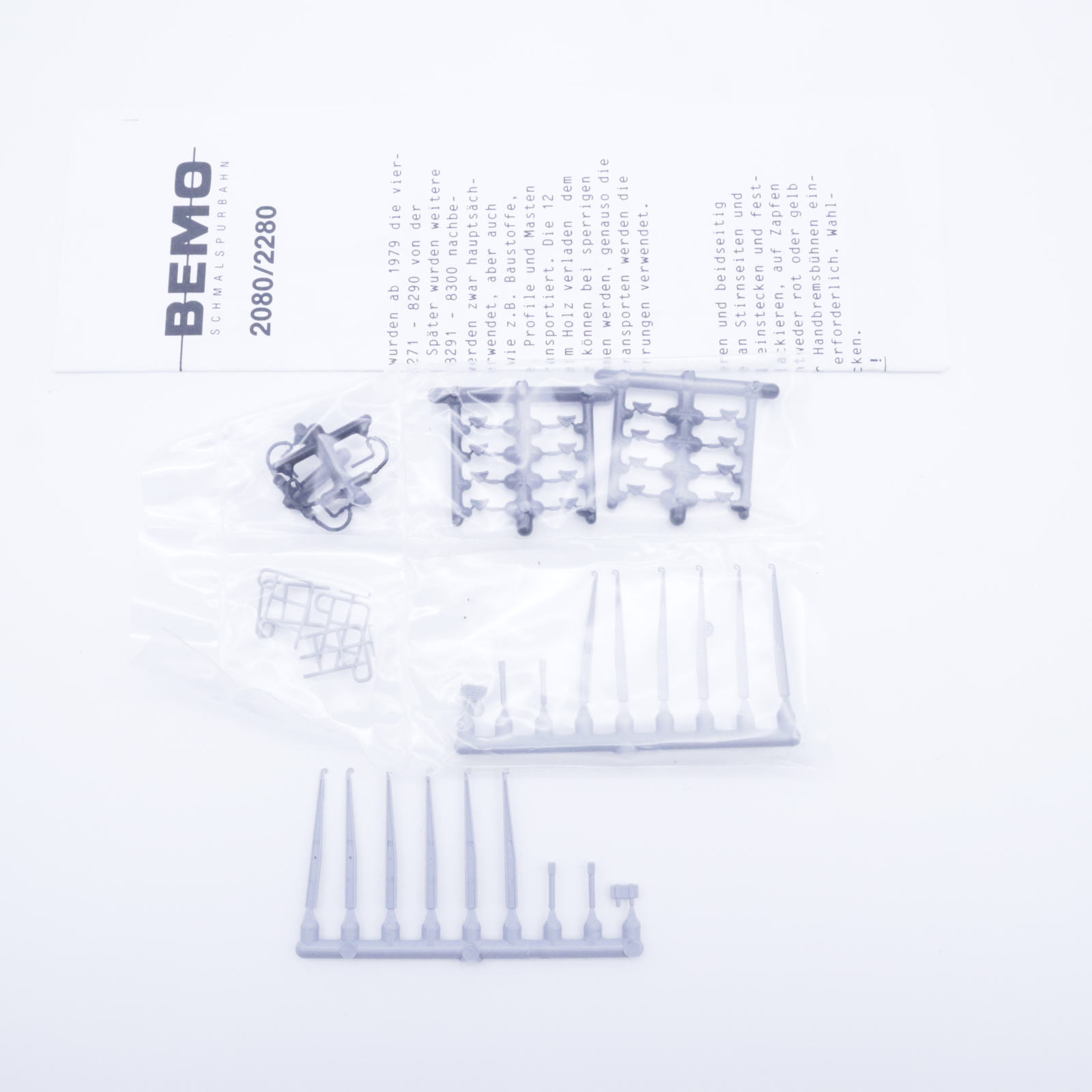 Bemo 2280 115 (6) Bemo 2280 115 RhB Rungenwagen mit Holzladung – Bild 6