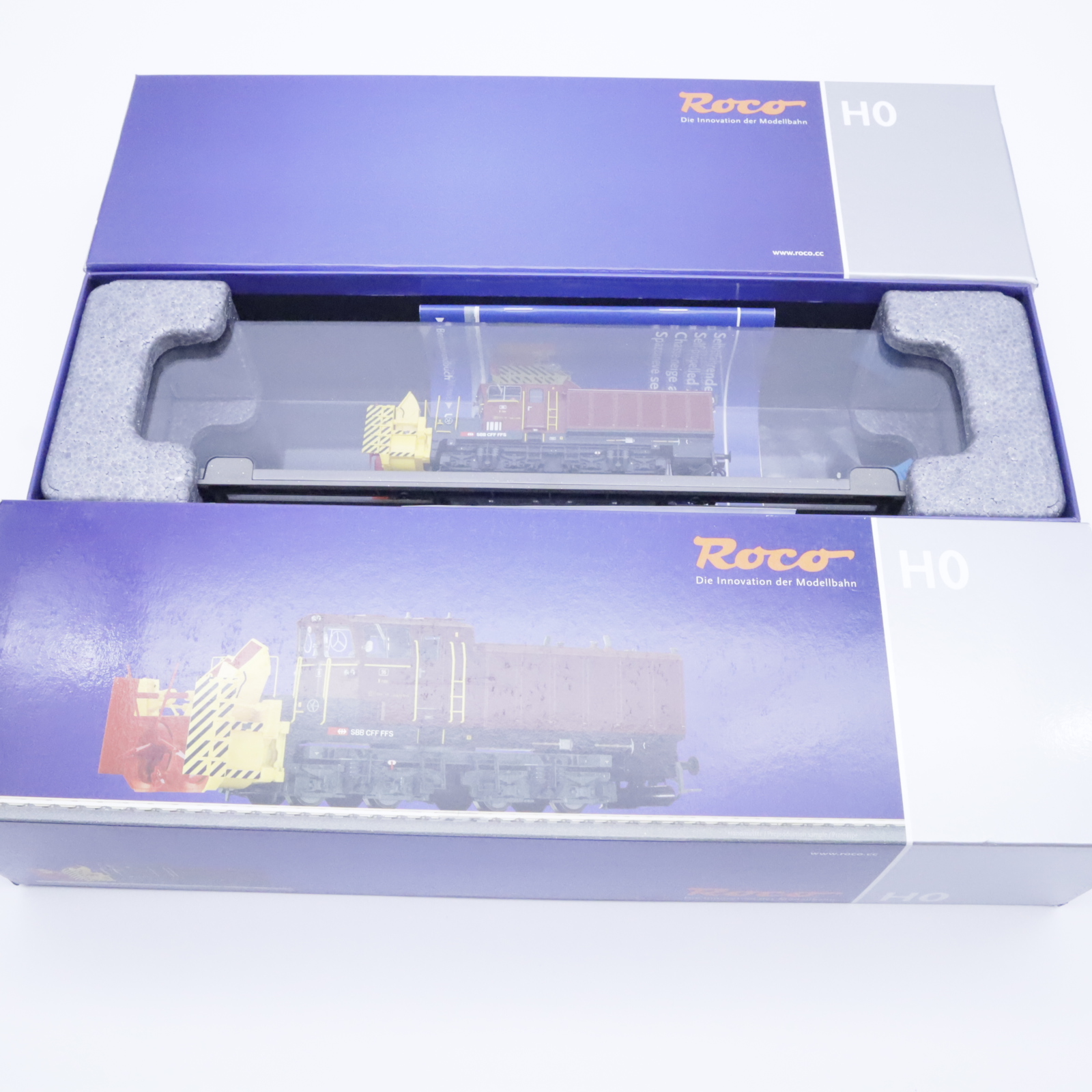 Roco 72800 (8) Roco 72800 SBB Schneeschleuder X rotm 96 mit Sound – Bild 8